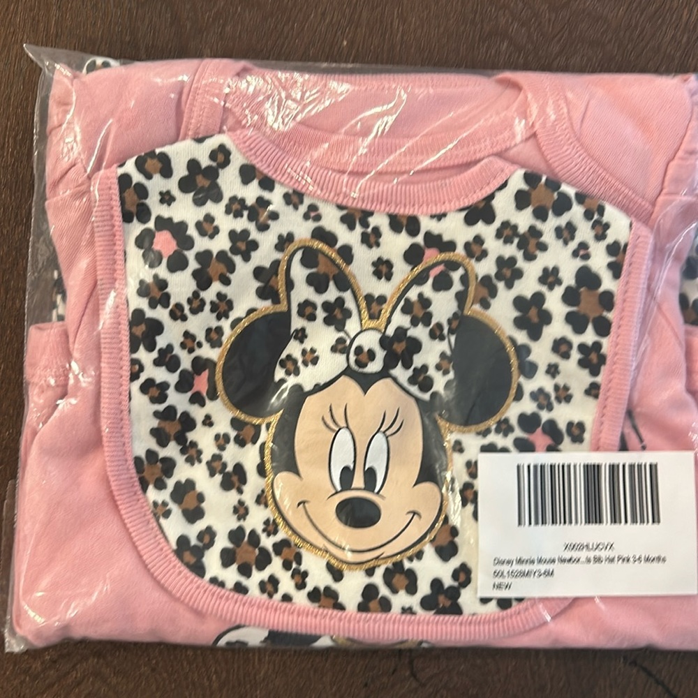 Brand new Disney Minnie Mouse 4 piece 3-6 months